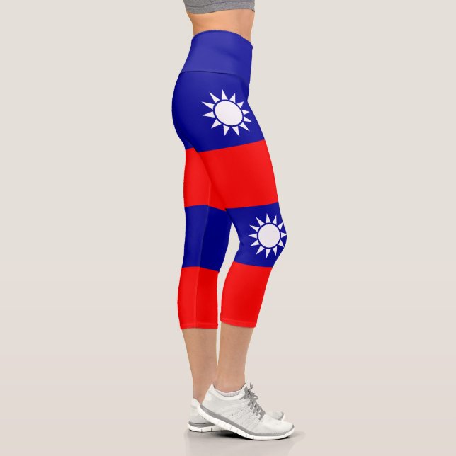 Taiwan Flag Capri Leggings (Right)