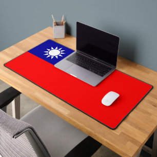 Taiwan Flag: Republic of China, Chinese Taipei Desk Mat