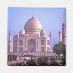 Taj Mahal Reflection Garden – Iconic Landmark Magnet
