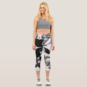 TAKUROMAN「Friends 3」 Capri Leggings