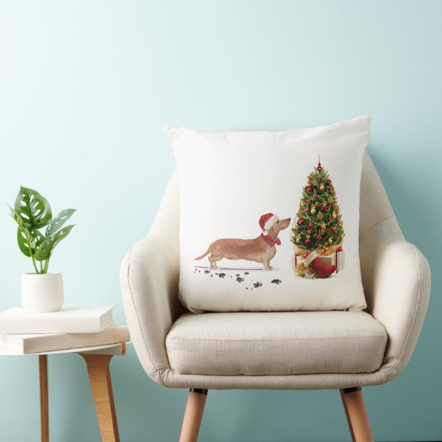 Tan Dachshund Funny Christmas Dog with Tree Cushion (Chair)