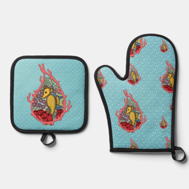 Tanga the Seahorse Oven Mitt & Pot Holder Set (Front)