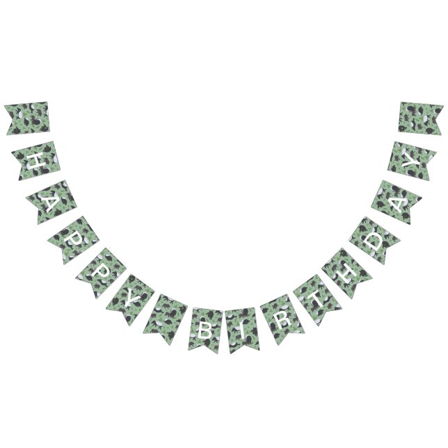 Tapir Family Dinner in Green Bunting (All)