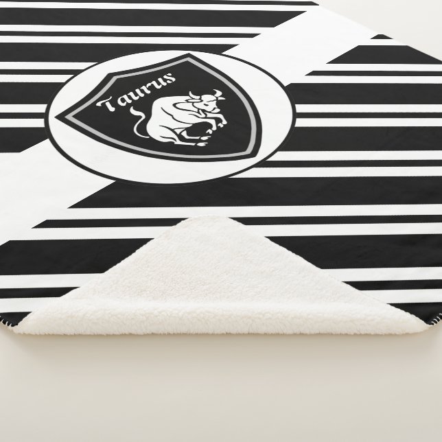 Taurus symbol sherpa blanket (3/4)