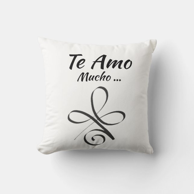 Te Amo Mucho (Pillow) Cushion (Front)