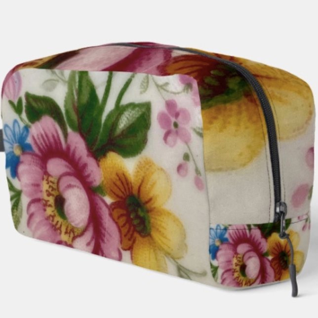 Tea Cup Floral Bouquet  Dopp Kit (Creator Uploaded)