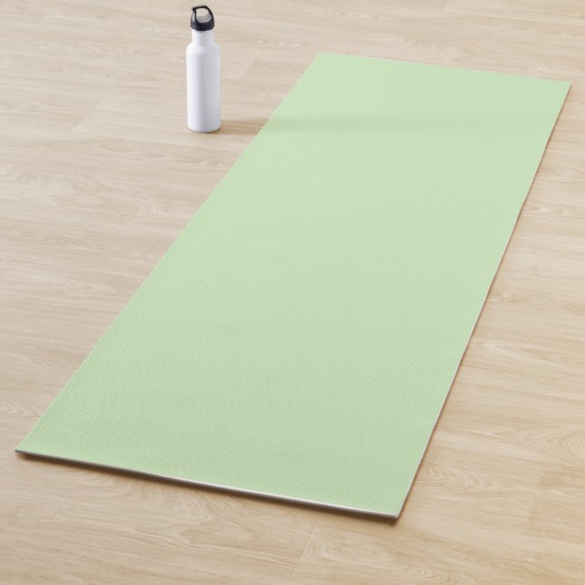 Tea Green Yoga Mat for Calm Balanced Daily Practic (In Situ)