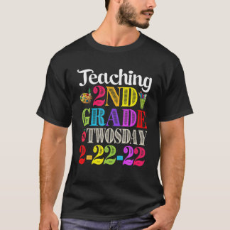 Teacher Aka Math Teaching 2Nd Grade On Twosday 2-2 T-Shirt