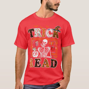 Teacher Halloween Trick Read Book Lover Gift Libra T-Shirt