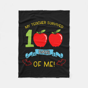 Teacher Survived 100 Days Of Me Kindergarten Stude Fleece Blanket