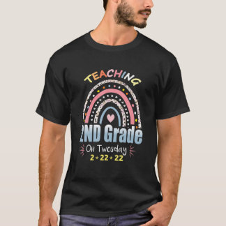 Teaching 2Nd Grade On Twosday 2022 Cute 22Nd Febru T-Shirt