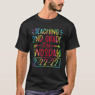 Teaching 2Nd Grade On Twosday 2-22-22 22Nd Februar T-Shirt