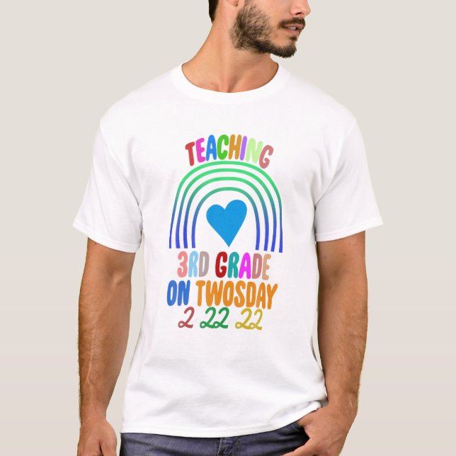 Teaching 3Rd Grade On Twosday School Grade 2022 Fe T-Shirt (Front)
