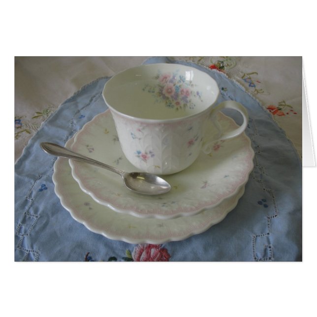 teacup (Front Horizontal)