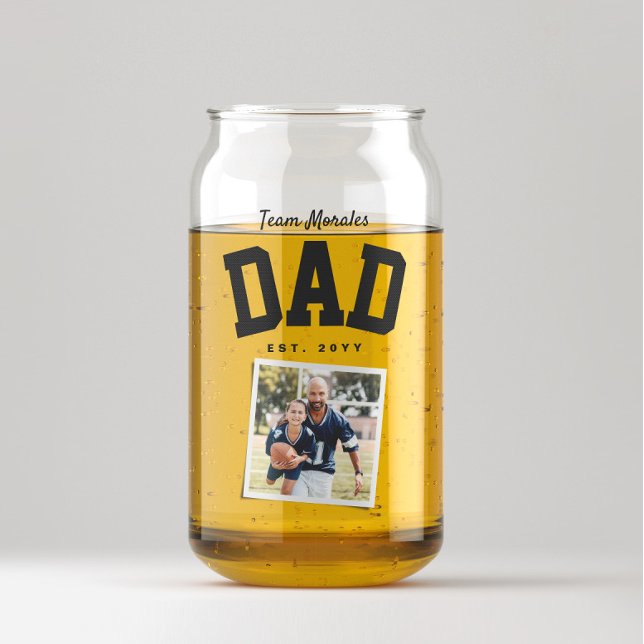Team dad family name one photo sporty black can glass (Creator Uploaded)
