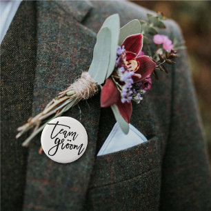 Team Groom Brush Script Bow Tie Chic Wedding Party 6 Cm Round Badge