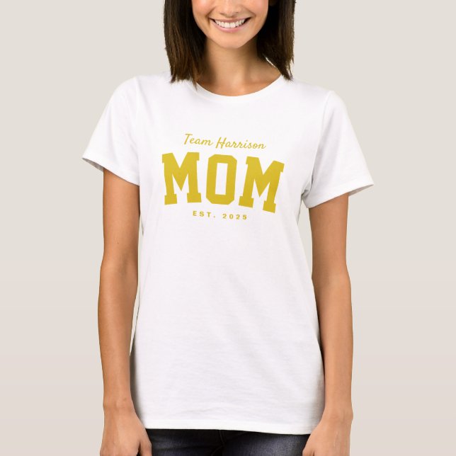 Team mum cute simple personalised yellow T-Shirt (Front)