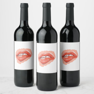 Teaser lip biting wood wine label