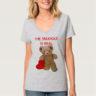 Teddy Bear with big heart Wants to Snuggle T-Shirt