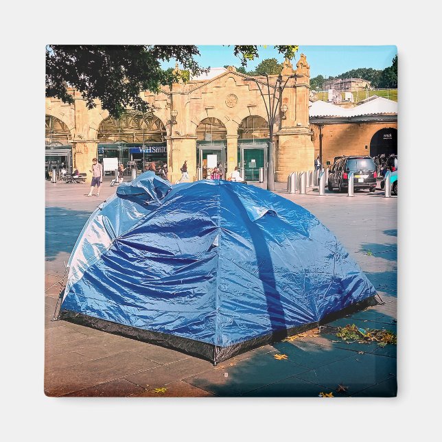 Tent outside station magnet (Front)