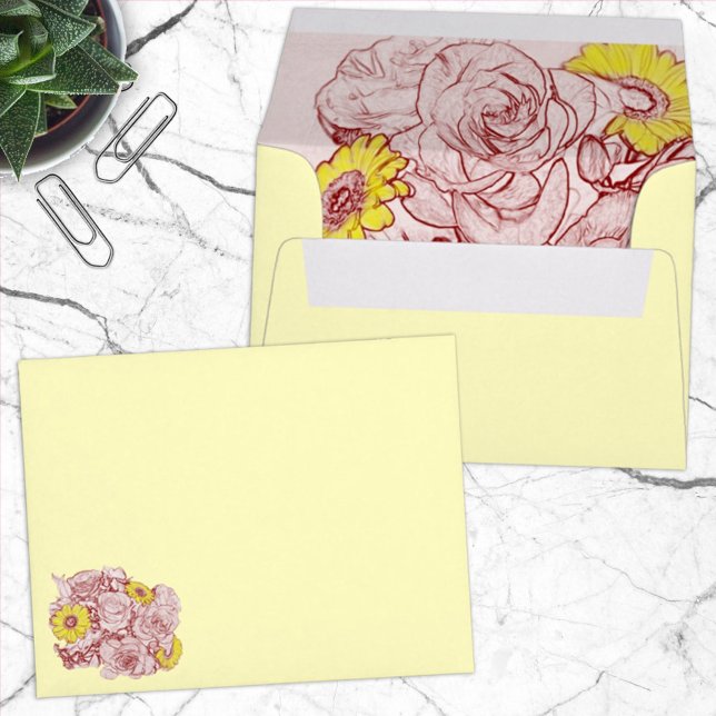 Terra Cotta Edged Rose Yellow Daisy Bouquet Envelope (Creator Uploaded)