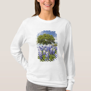 Texas bluebonnets(lupinus texensis) and oak T-Shirt