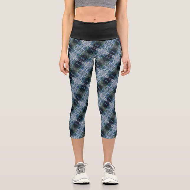 Texture #15 from the work Maritimo Capri Leggings (Front)