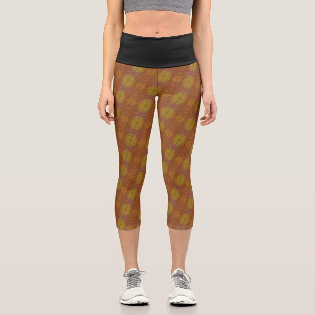 Texture #22 from work Horizonte Capri Leggings (Front)