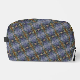 Texture #3 of the work Dawn Dopp Kit