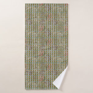 Textured Pointillism Grid Pattern Artwork Bath Towel