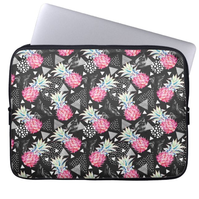 Textured Triangle Pineapple Pattern Laptop Sleeve (Front)