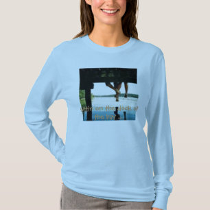 th_deck, Sittin on the dock of the bay ... T-Shirt