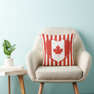 Thanksgiving Canada – Red heart and stripes Cushion