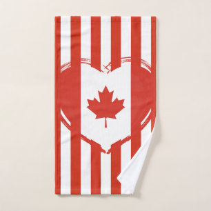 Thanksgiving Canada – Red heart and stripes Hand Towel