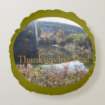 Thanksgiving Day, Round Throw Pillow