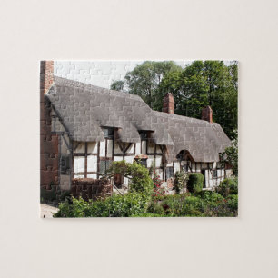 Thatched cottage, Stratford, England, UK Jigsaw Puzzle
