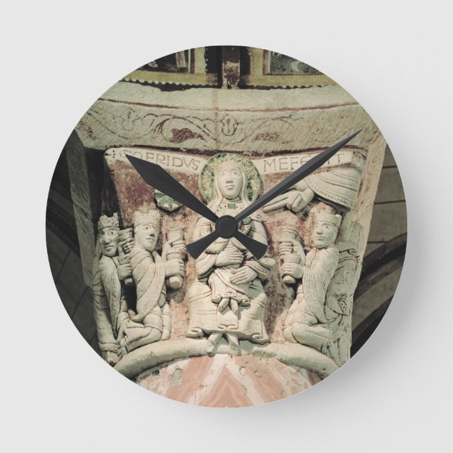 The Adoration of the Magi, column capital (stone) Round Clock (Front)