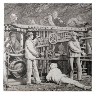 The Advanced Gallery on the French Side of the Mon Tile