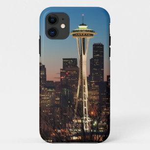 The American flag flies between the rising moon Case-Mate iPhone Case