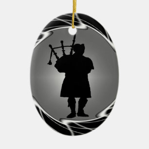 THE BAGPIPERS SPIRIT CERAMIC TREE DECORATION
