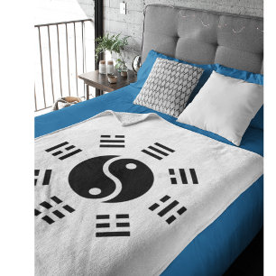 The Balance: Ba Gua, eight trigrams  yin yang TCM  Fleece Blanket