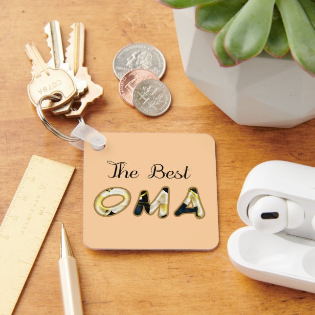 The Best Oma Keychain (Desk)