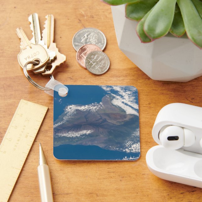 The Big Island Of Hawaii And Its Mountains Key Ring (Desk)