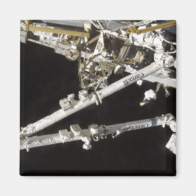 The Canadian-built space station Magnet (Front)