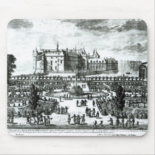 The Chateau de Chantilly and the gardens designed Mouse Pad