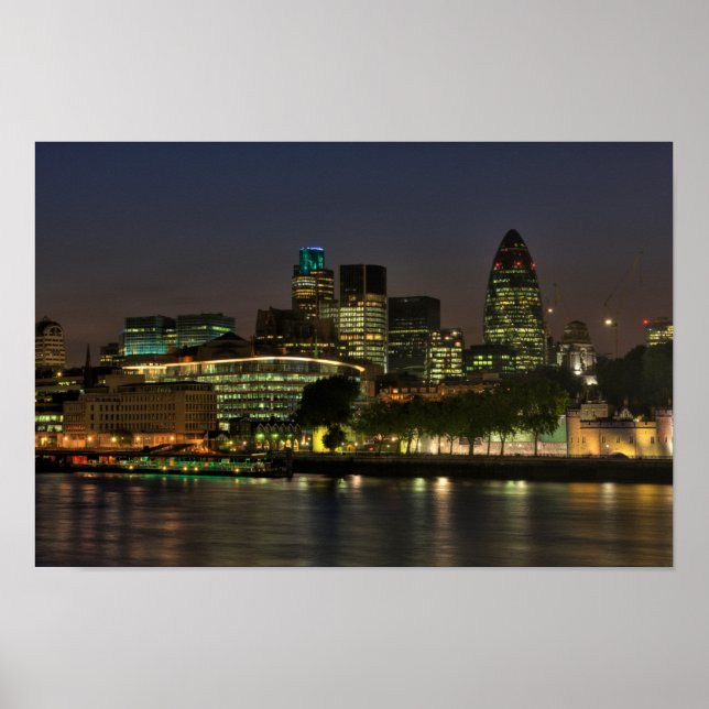 The City of London at night Poster (Front)