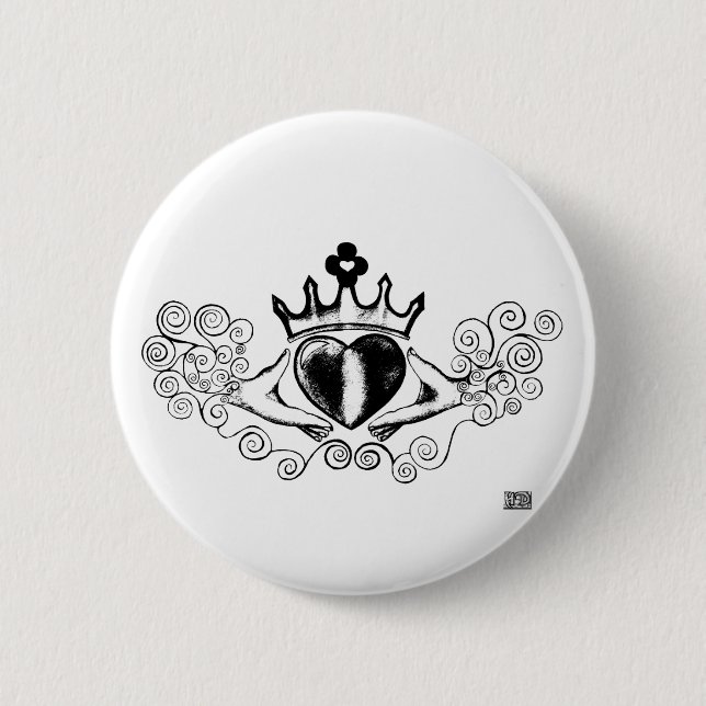 The Claddagh (Black) 6 Cm Round Badge (Front)