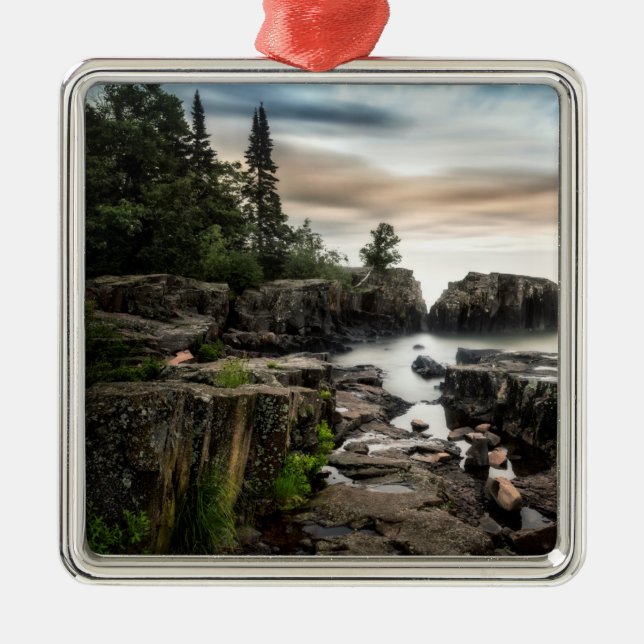 The Coast of Lake Superior | Minnesota Metal Tree Decoration (Front)