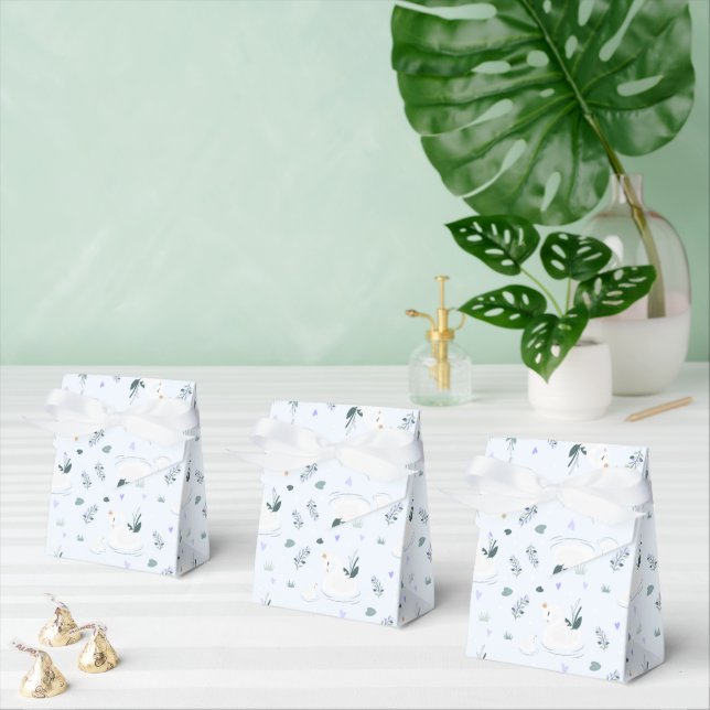The Crowned Swan Favour Box (Multiple)