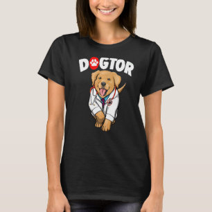 The Dogtor Cute Labrador Women Love Doggy Doctor T-Shirt